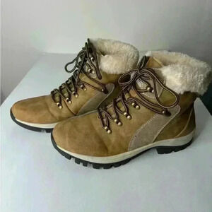 OTHUME FEMME Lack Up Tan Boots with Fur. Size 11